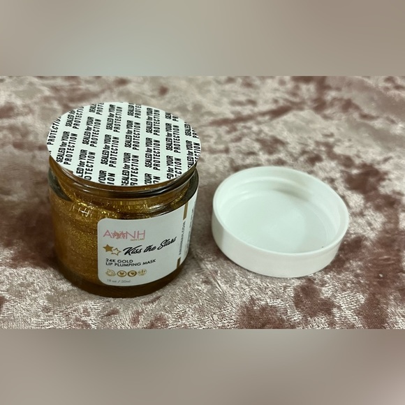 Makeup bundle - Picture 5 of 9